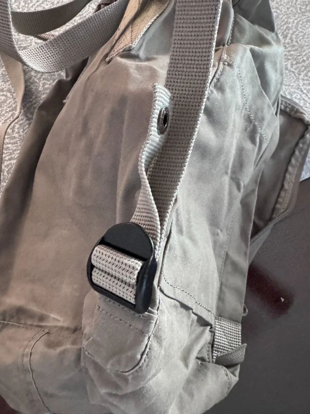 Fjallraven Kanken Classic Backpack Grey Fog Clay Excellent Condition